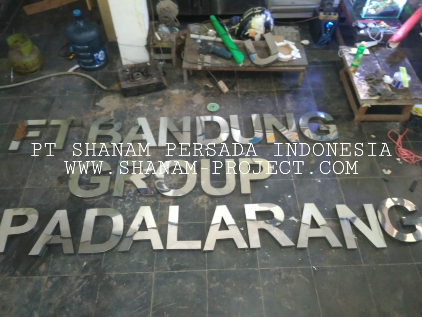 Harga Jasa Produksi Huruf Timbul Stainless Tahun 2022 | PT Shanam ...